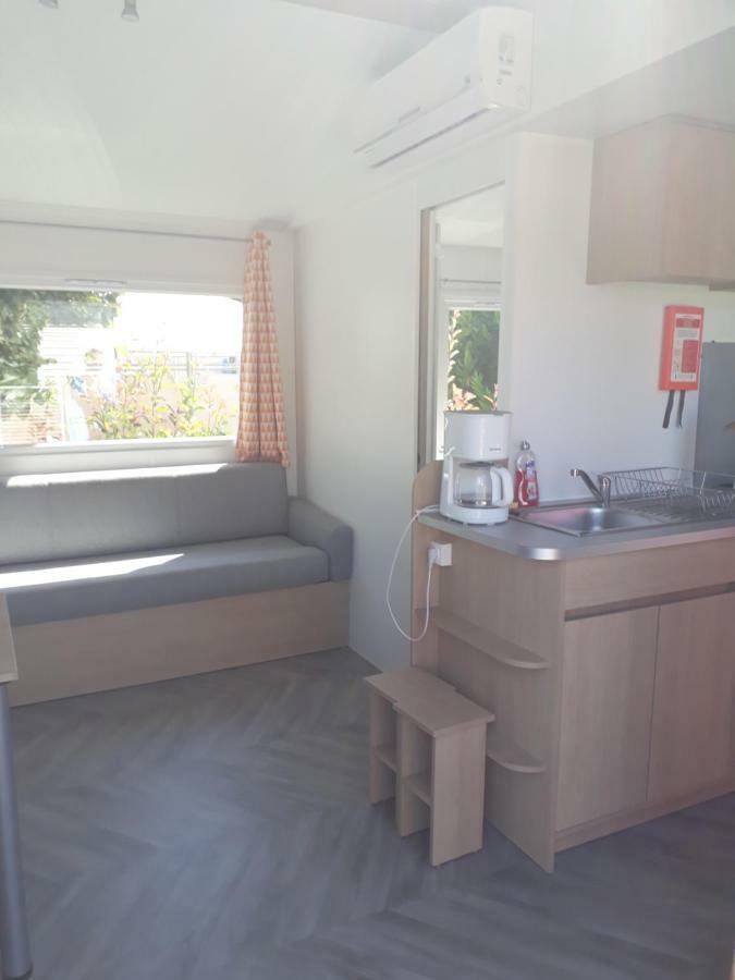 Hotel Mobilhom Herve à Condrieu Extérieur photo