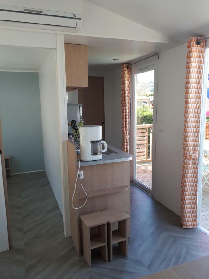 Hotel Mobilhom Herve à Condrieu Extérieur photo